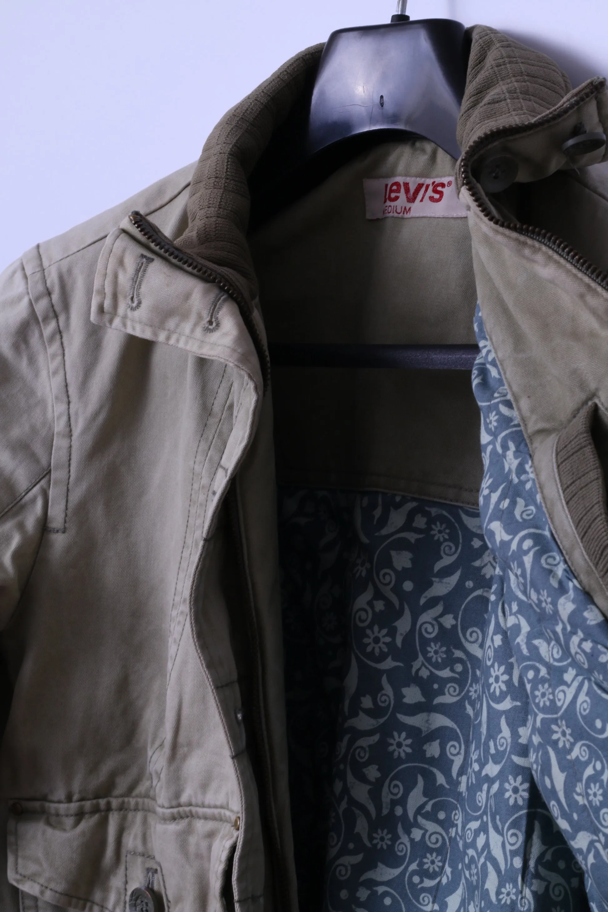 Levi's Womens M Jacket Bomber Khaki Cotton Paded Classic Full Zipper Top