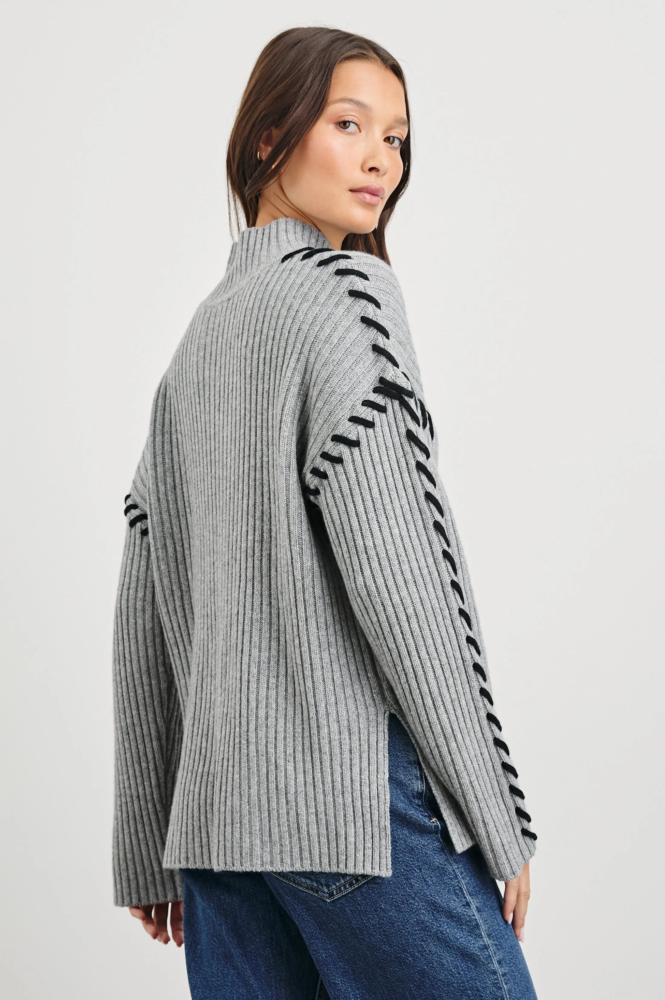 LIAM SWEATER - HEATHER GREY Rails
