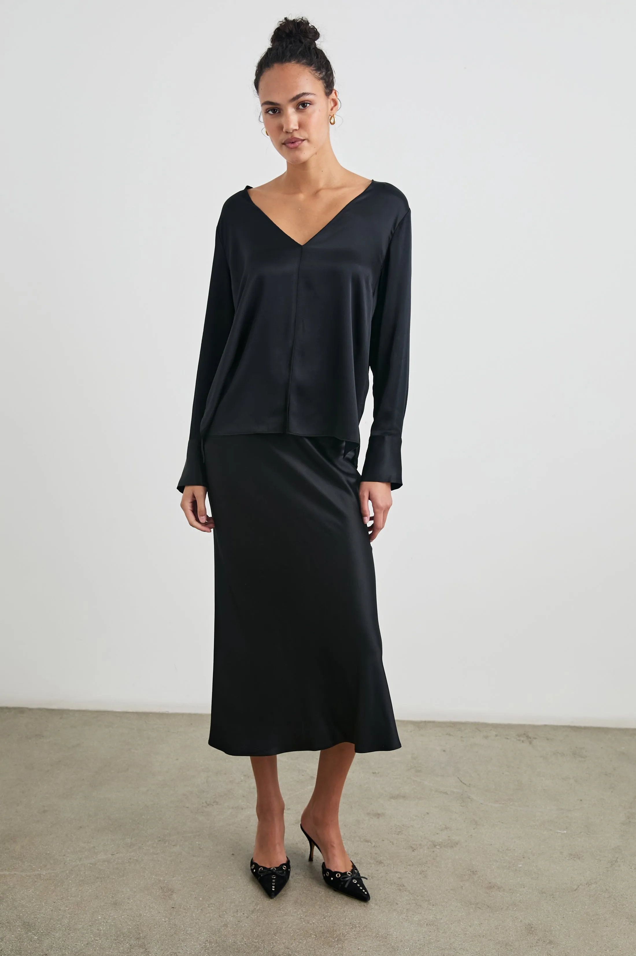 LILIANA TOP - BLACK Rails