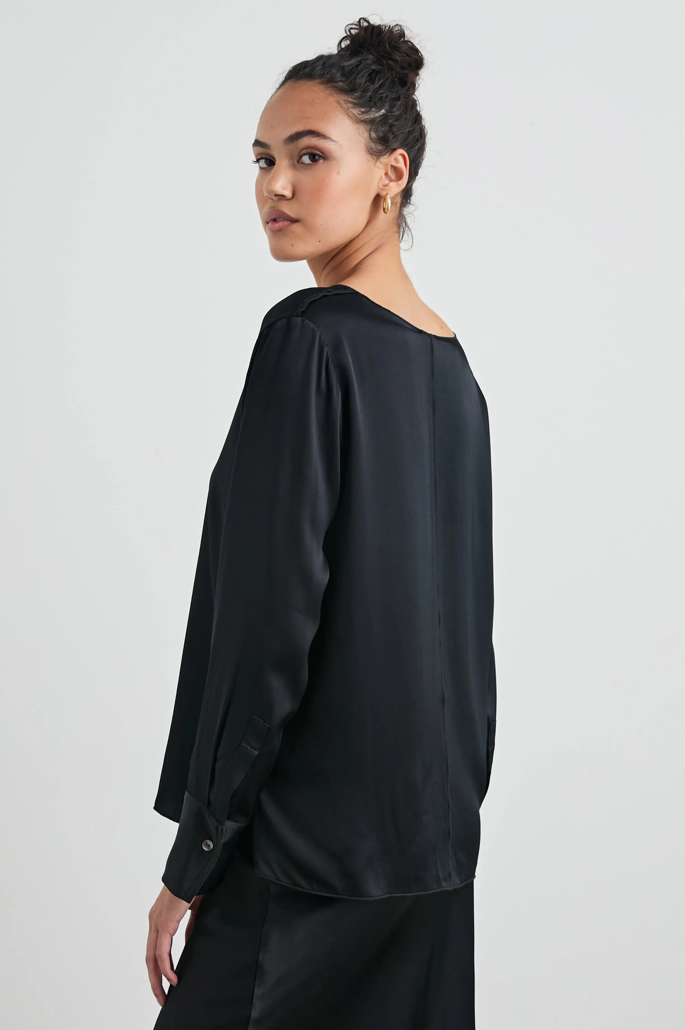 LILIANA TOP - BLACK Rails