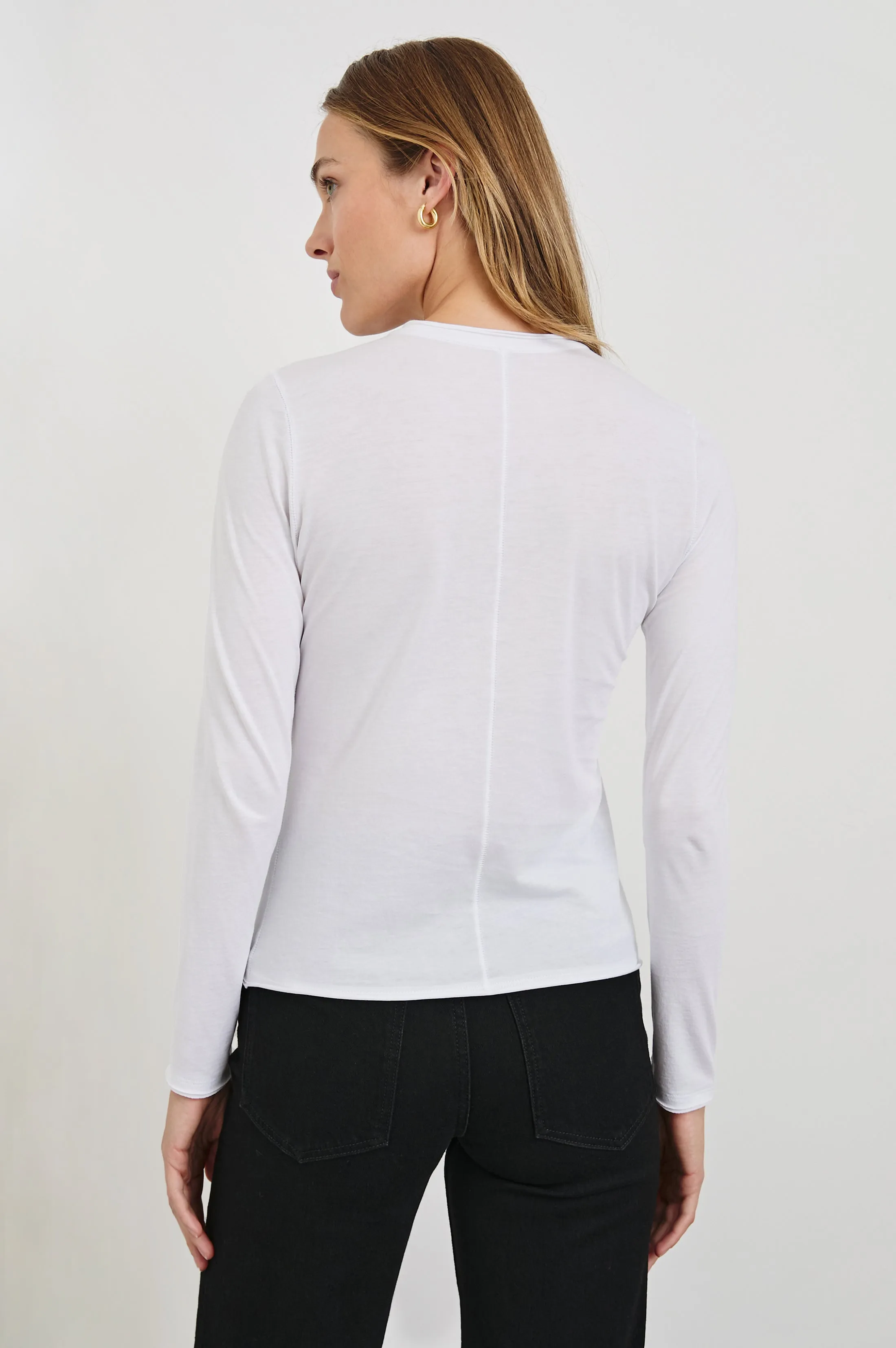 LONG SLEEVE CREW NECK T-SHIRT - WHITE Rails