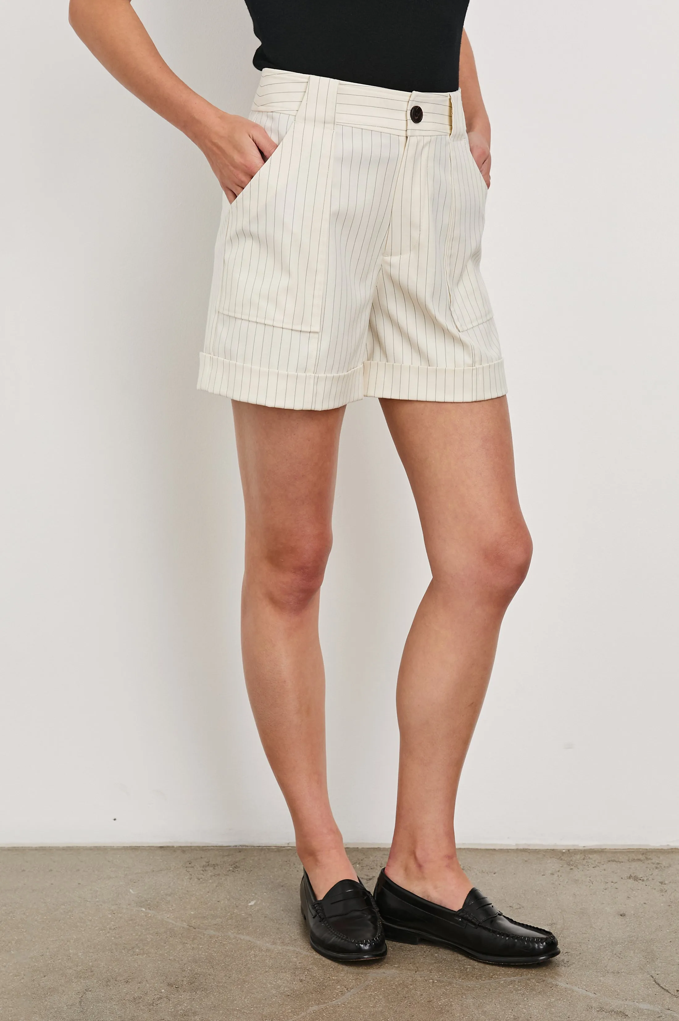 MARYAM SHORT - BIRCH PINSTRIPE Rails