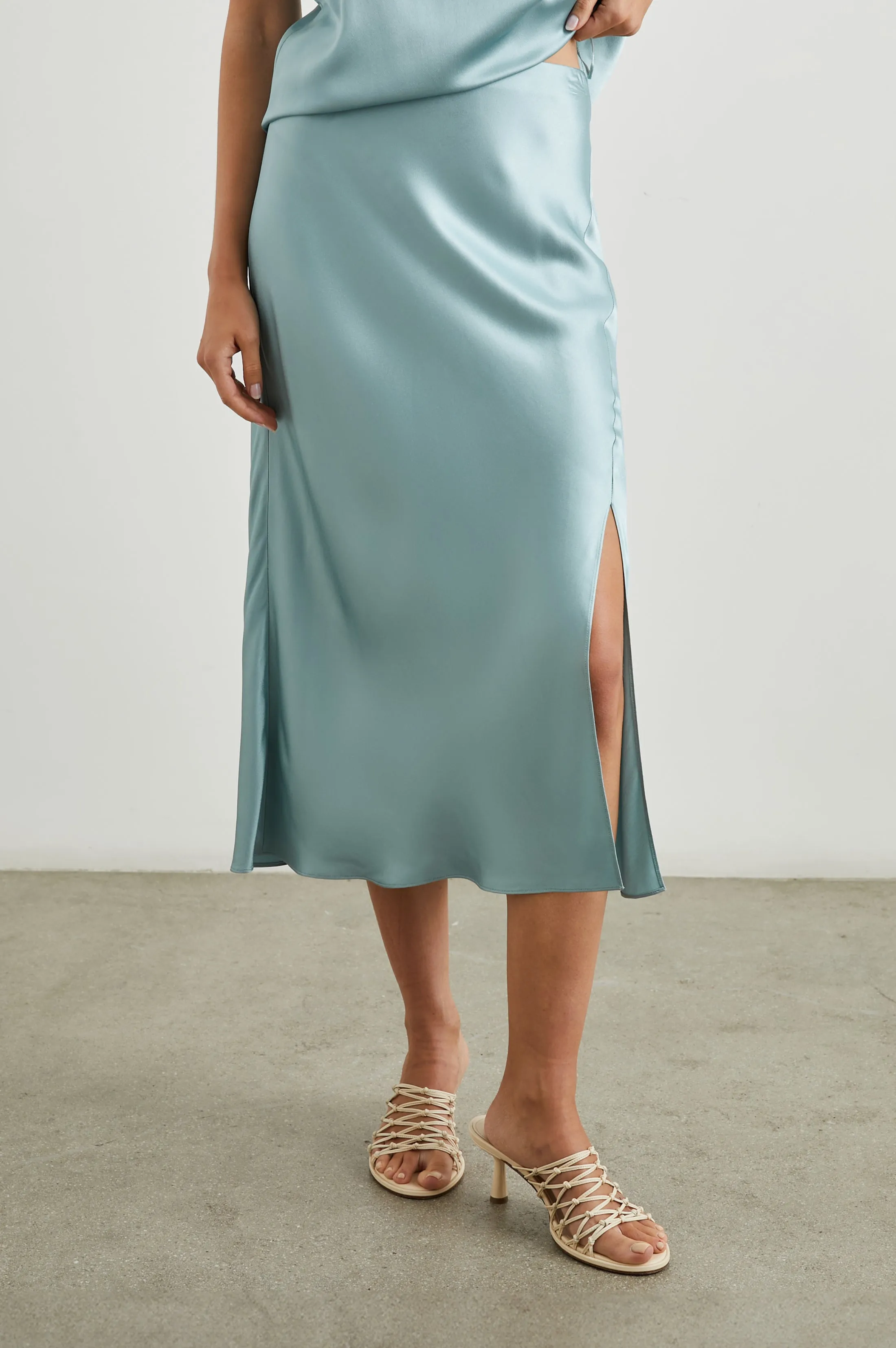 MAYA SKIRT - CLEARWATER Rails