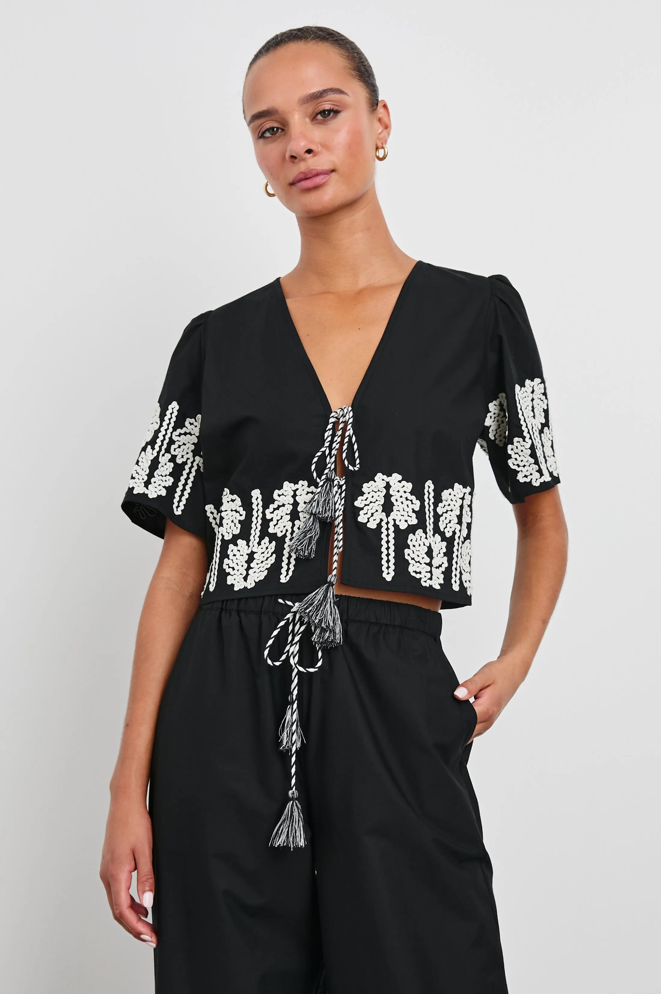 PARI TOP - BLACK IVORY PALM TREES Rails