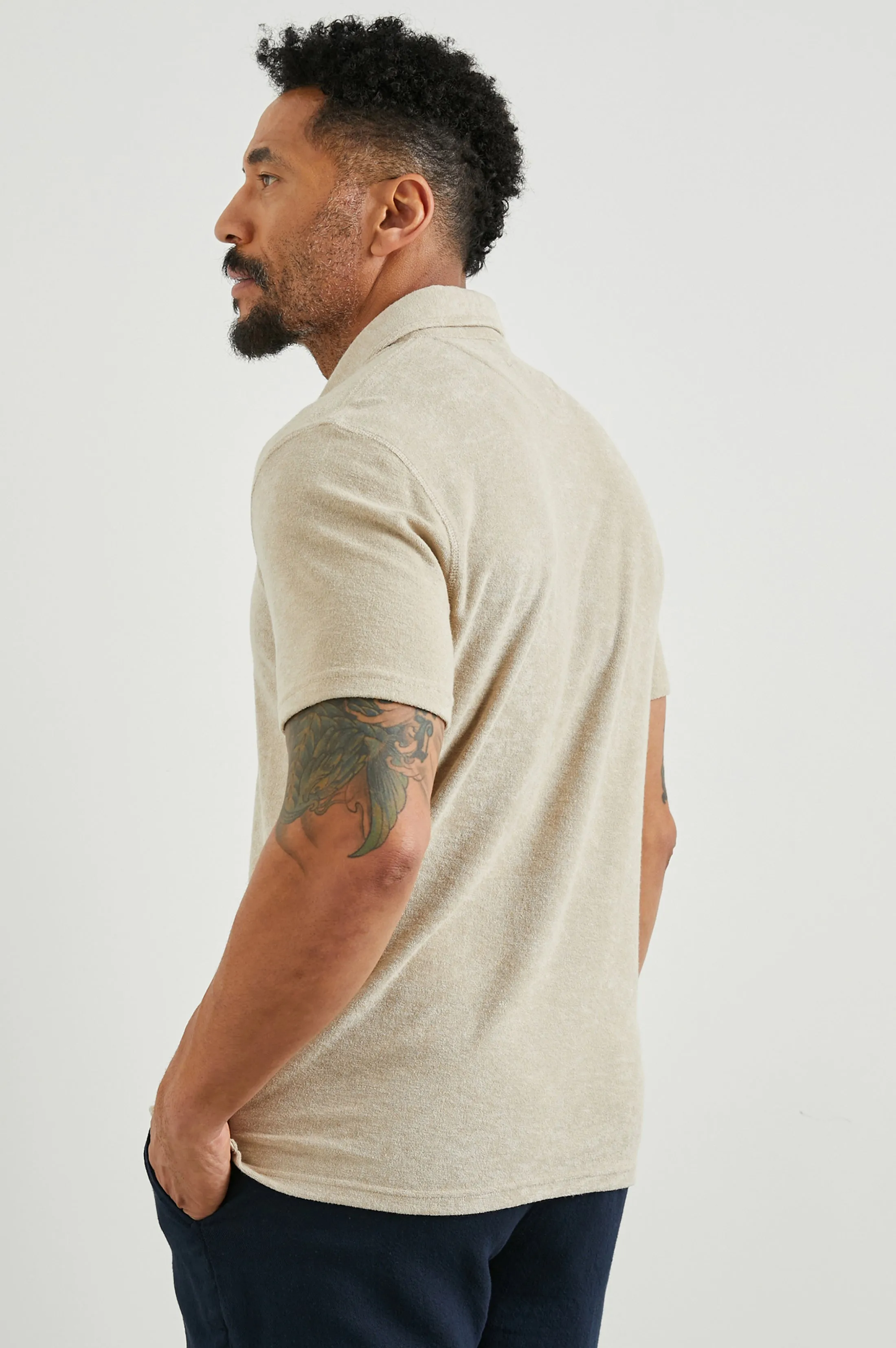 RHEN POLO SHIRT - CHICKPEA Rails
