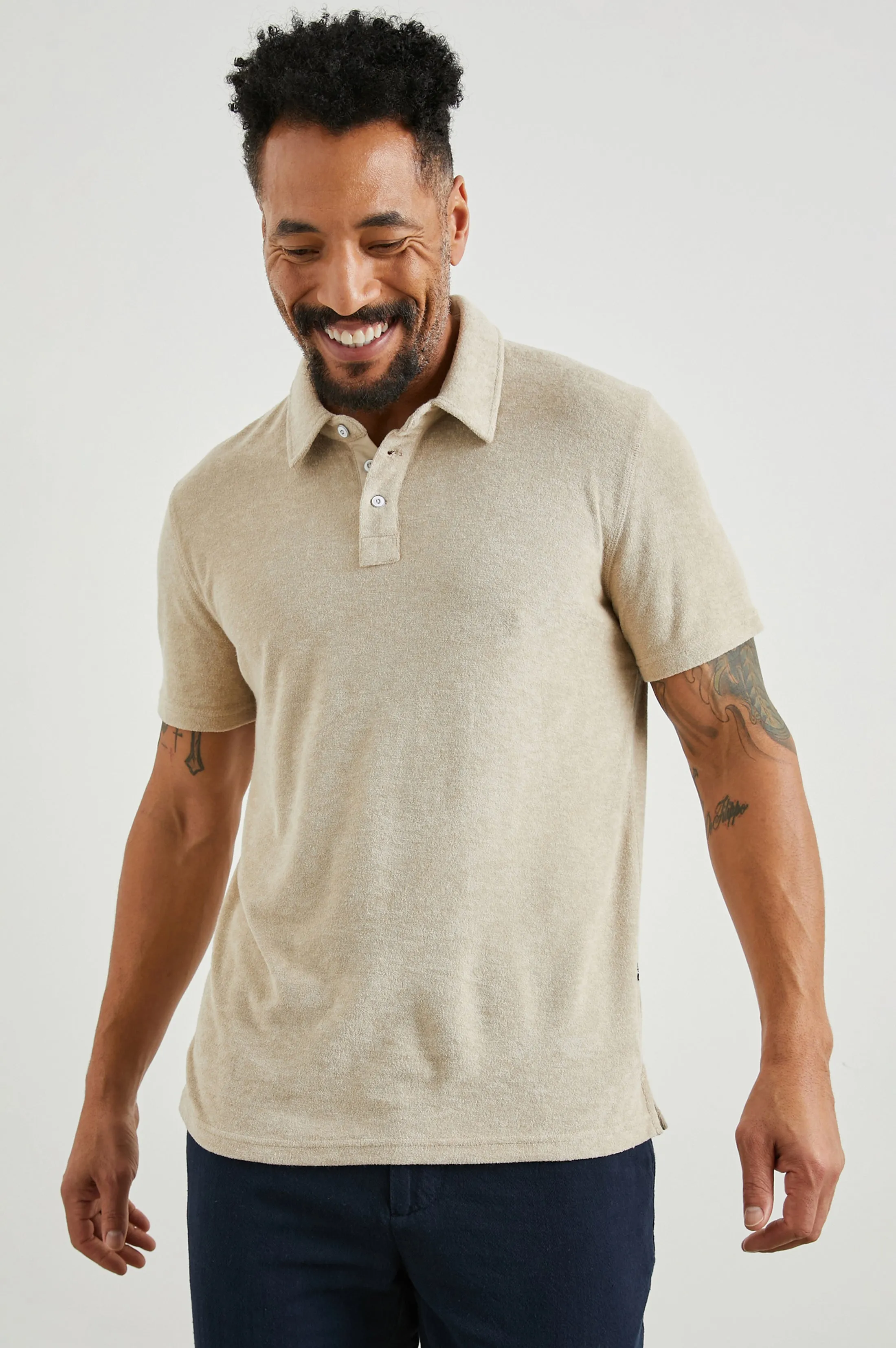 RHEN POLO SHIRT - CHICKPEA Rails
