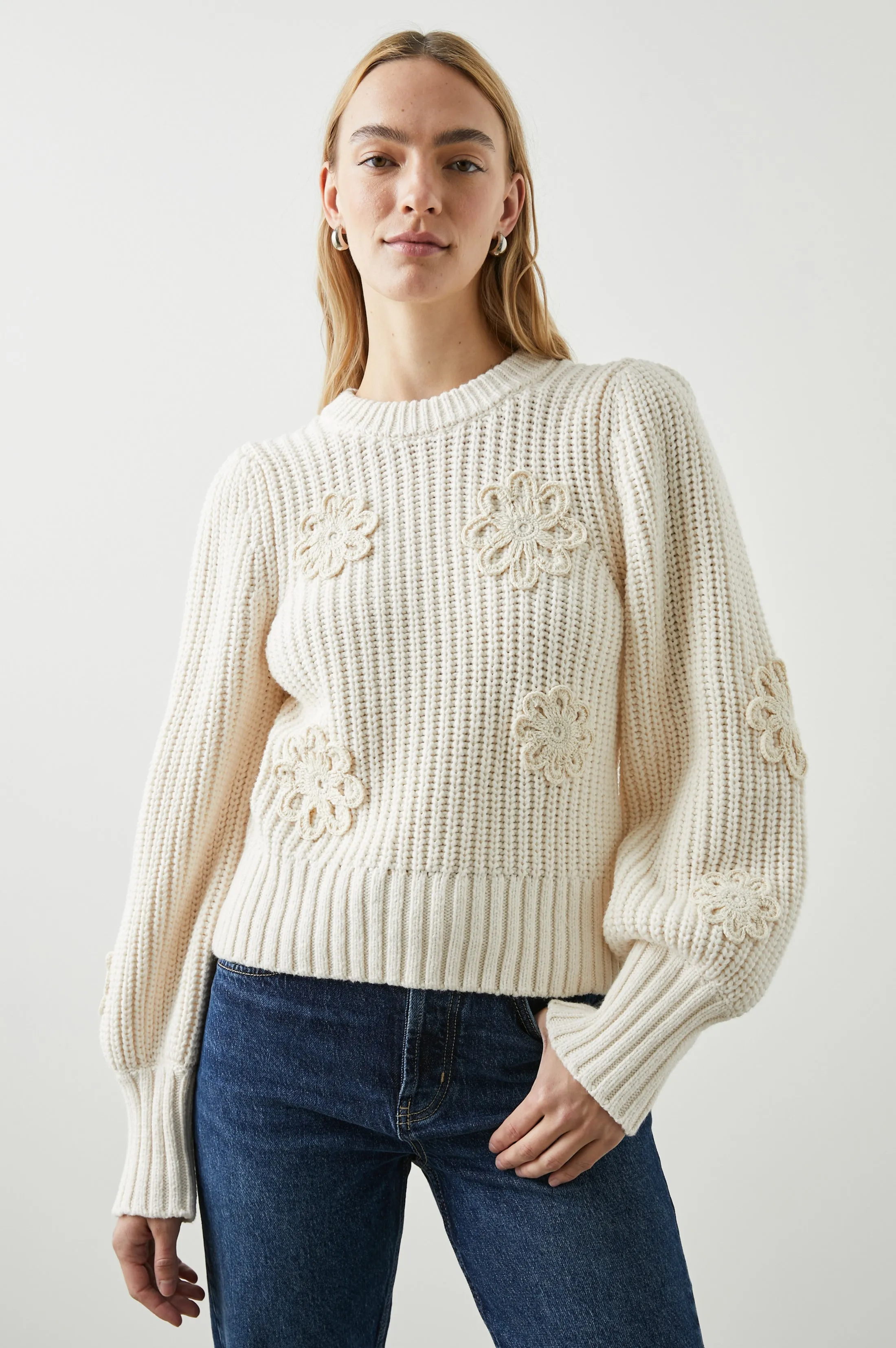 ROMY SWEATER - IVORY CROCHET DAISIES Rails