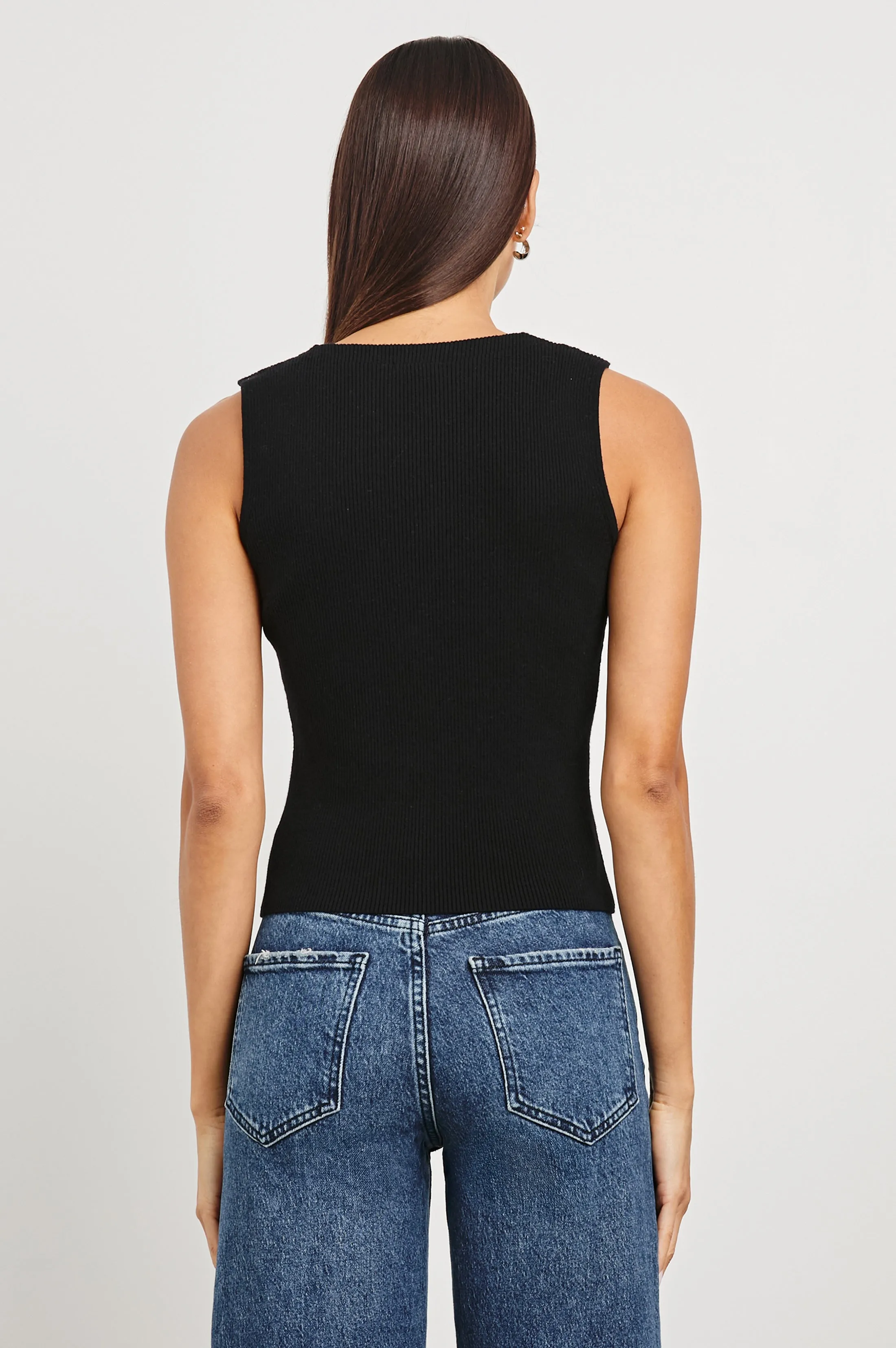 ROSA VEST - BLACK Rails