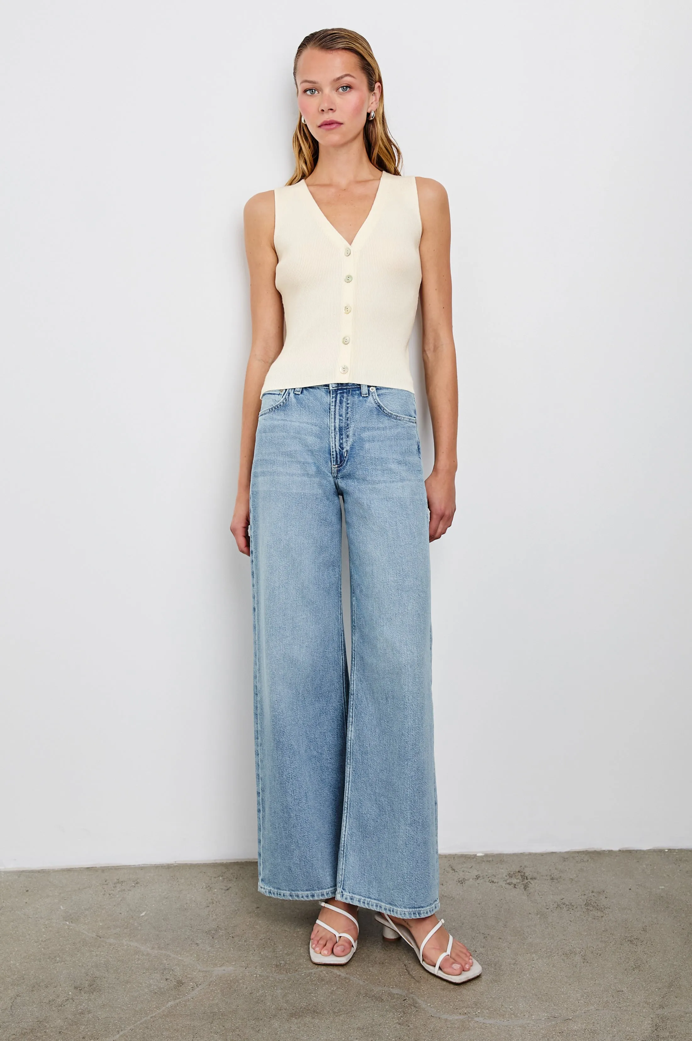 ROSA VEST - IVORY Rails