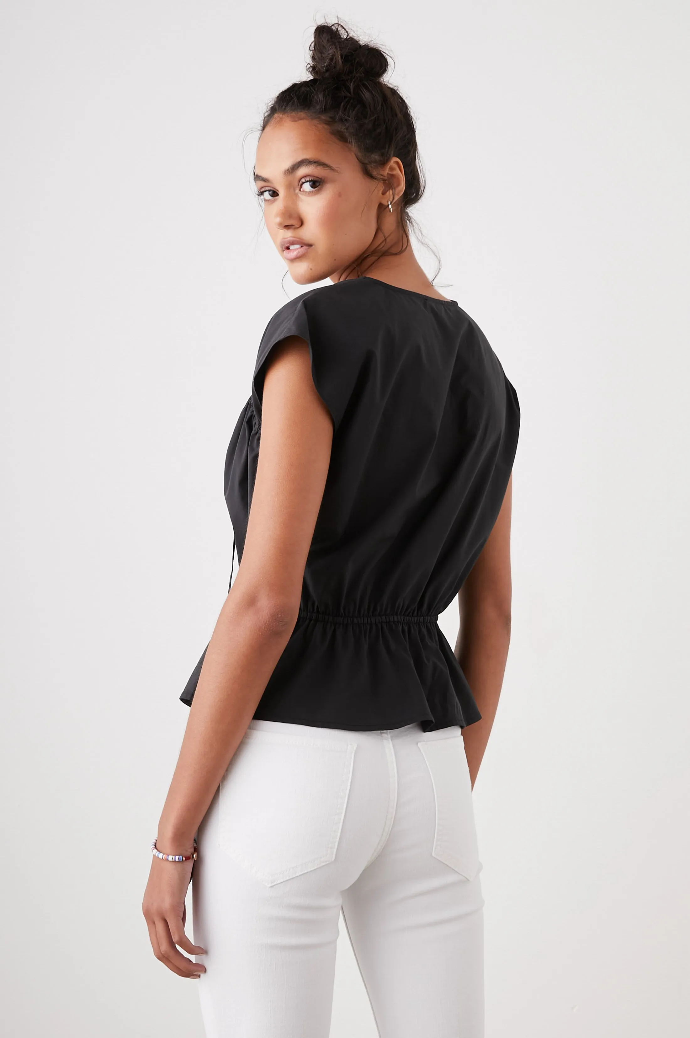 SAVI TOP - BLACK Rails