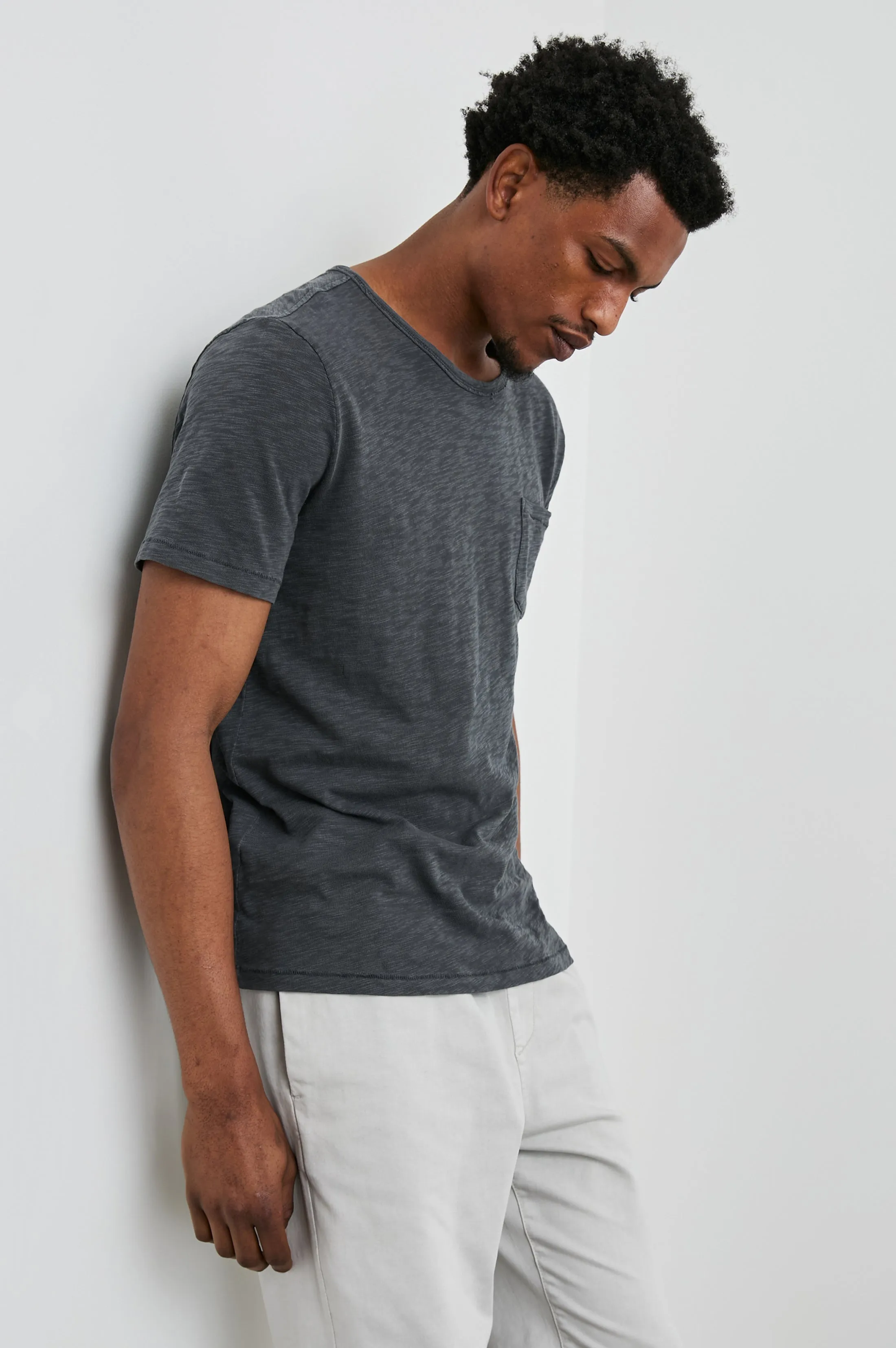 SKIPPER T-SHIRT - FADED NAVY Rails