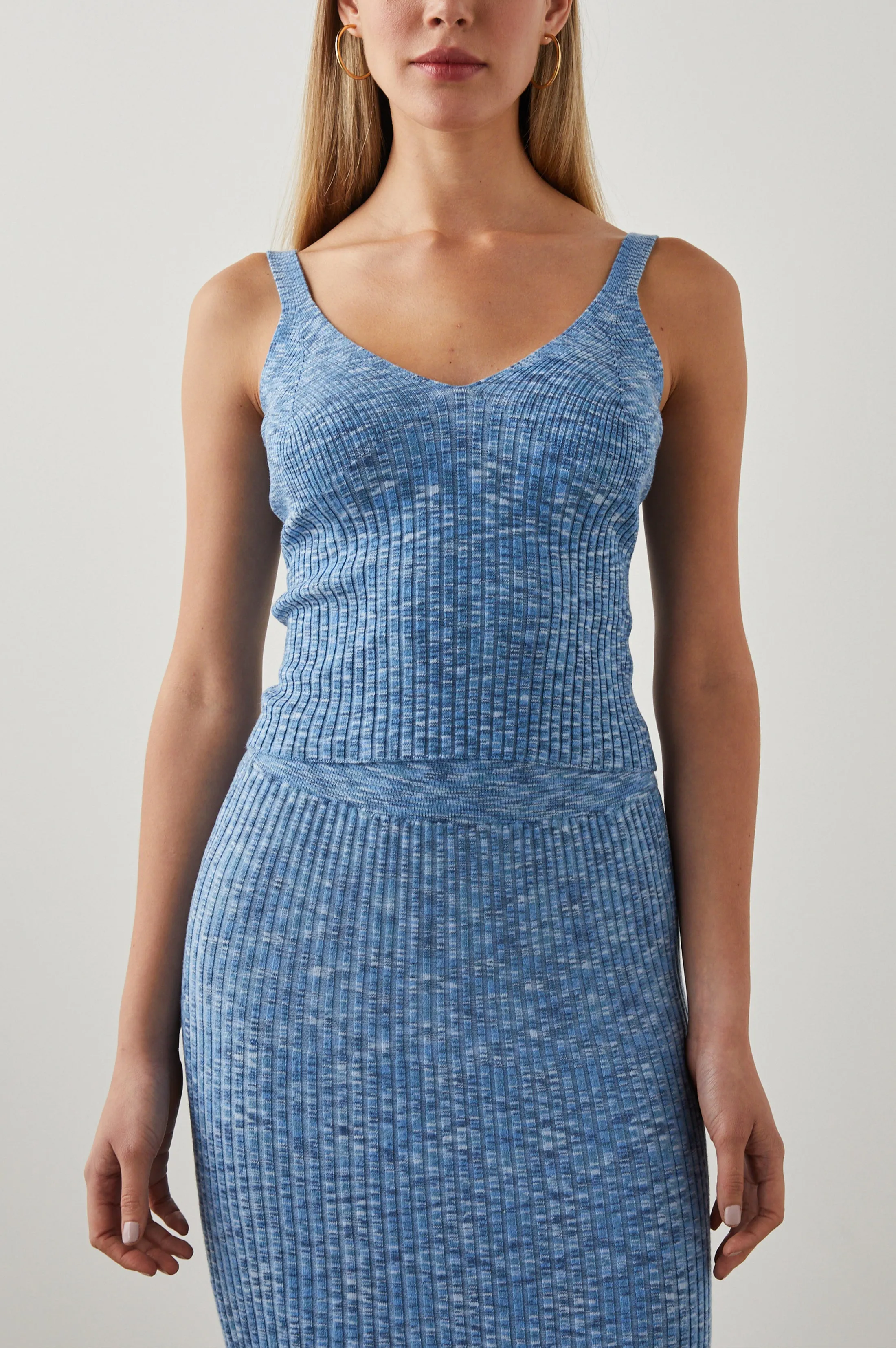 SKY TOP - BLUE MULTI SPACE DYE Rails