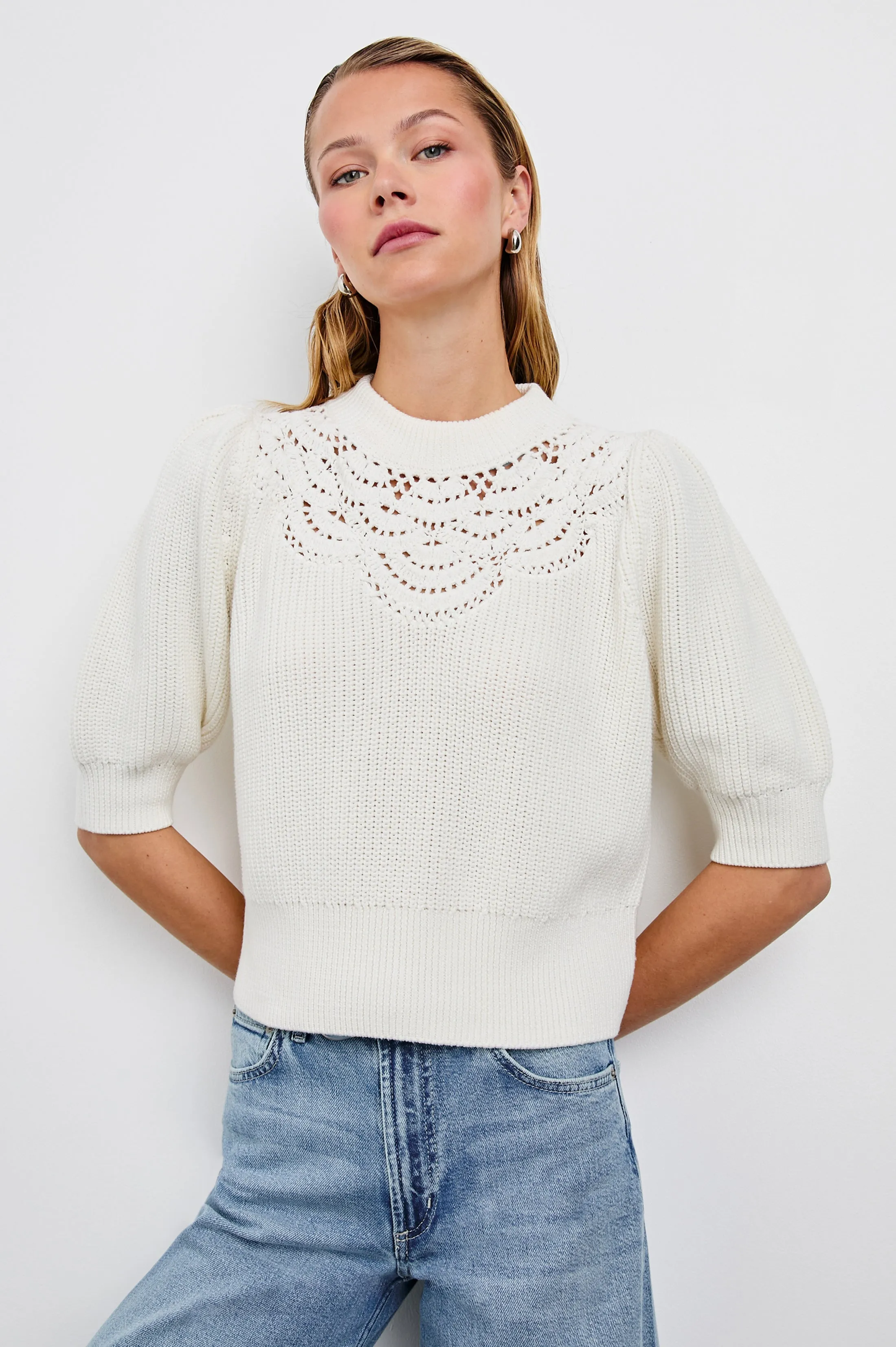 STEPH TOP - WHITE Rails
