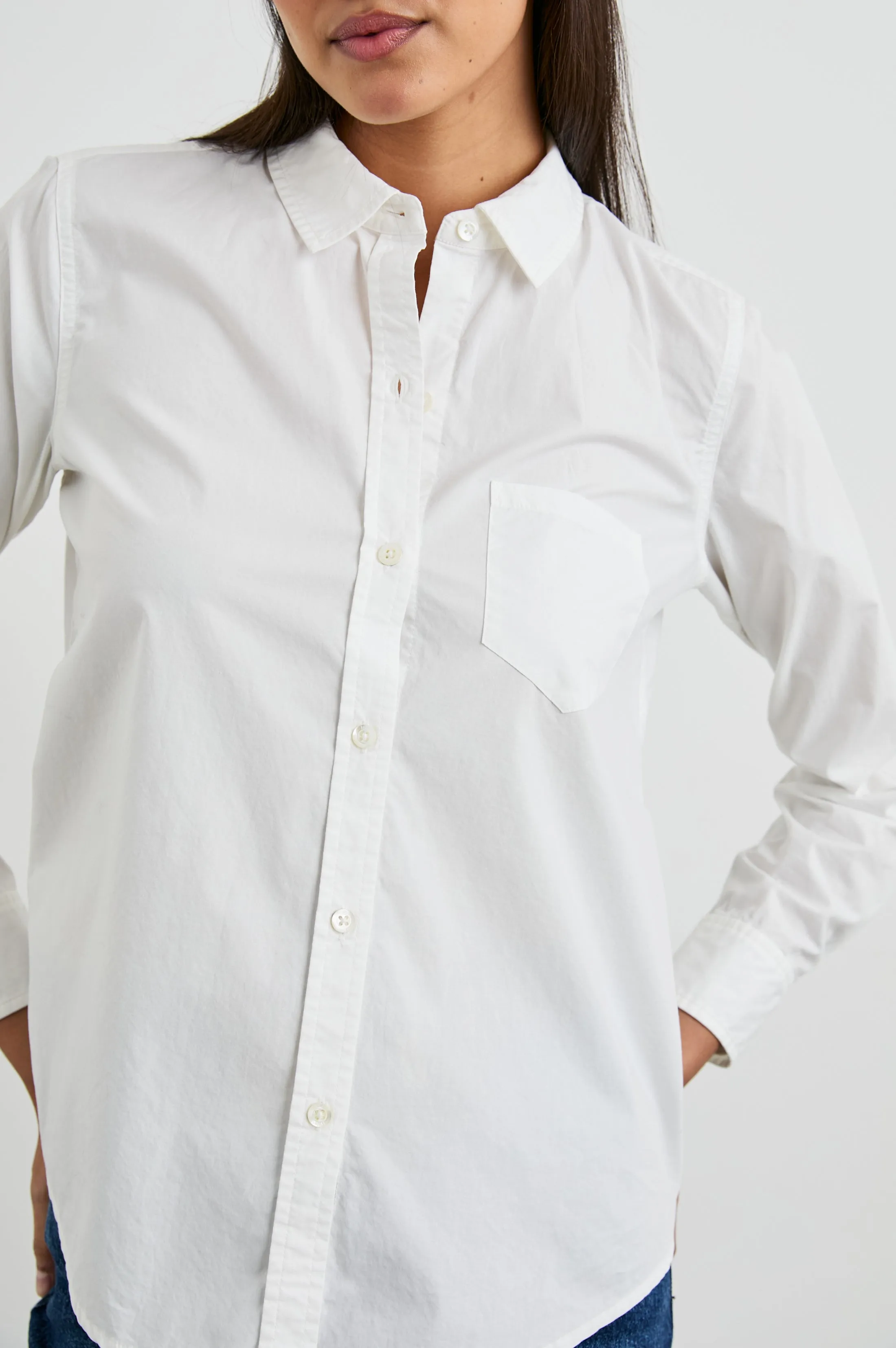 STINA SHIRT - WHITE Rails
