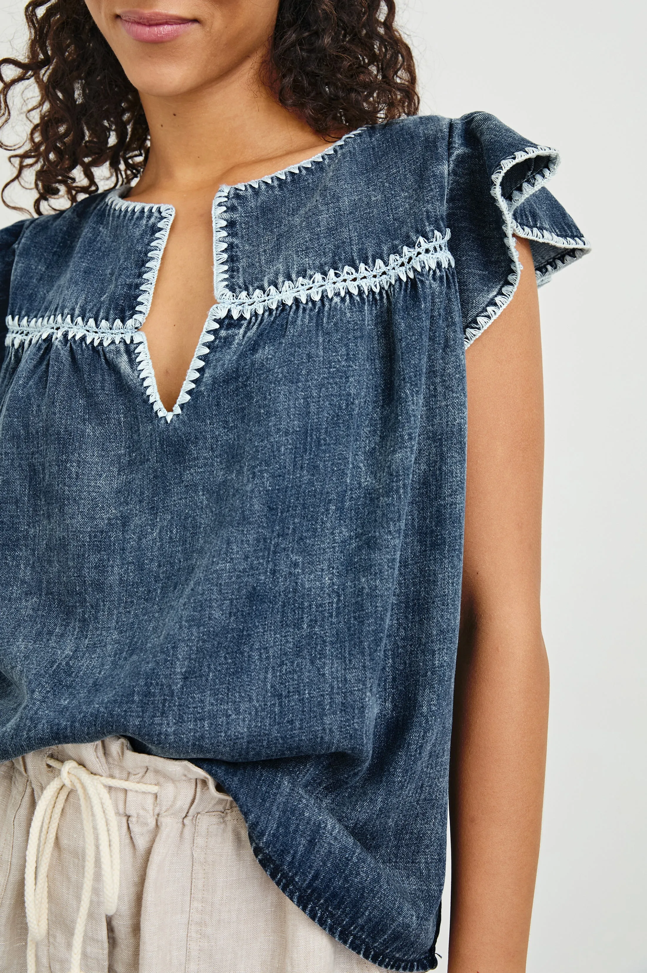 TAFIA TOP - CLASSIC BLUE Rails