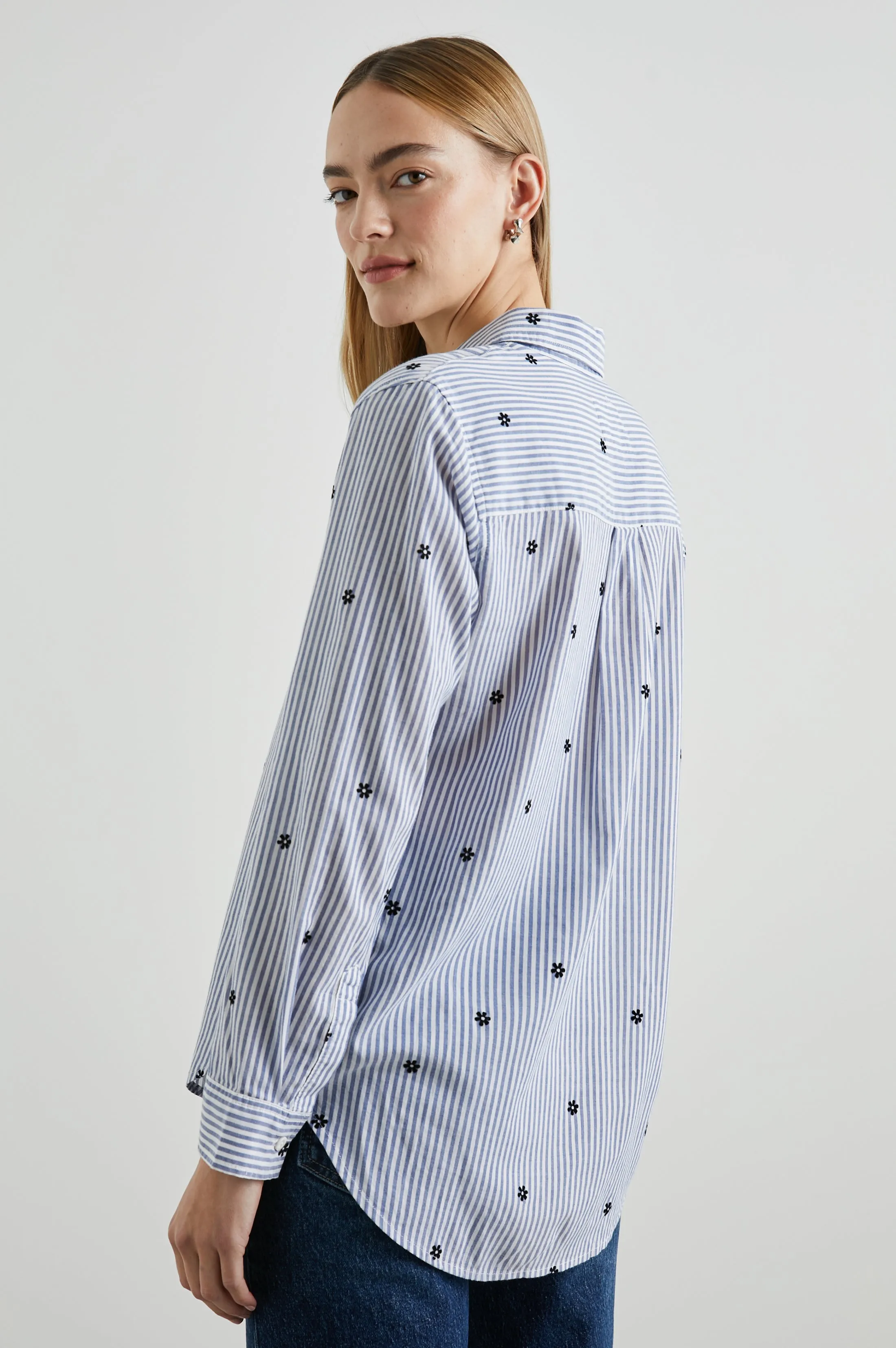 TAYLOR SHIRT - FLOCKED DAISIES Rails