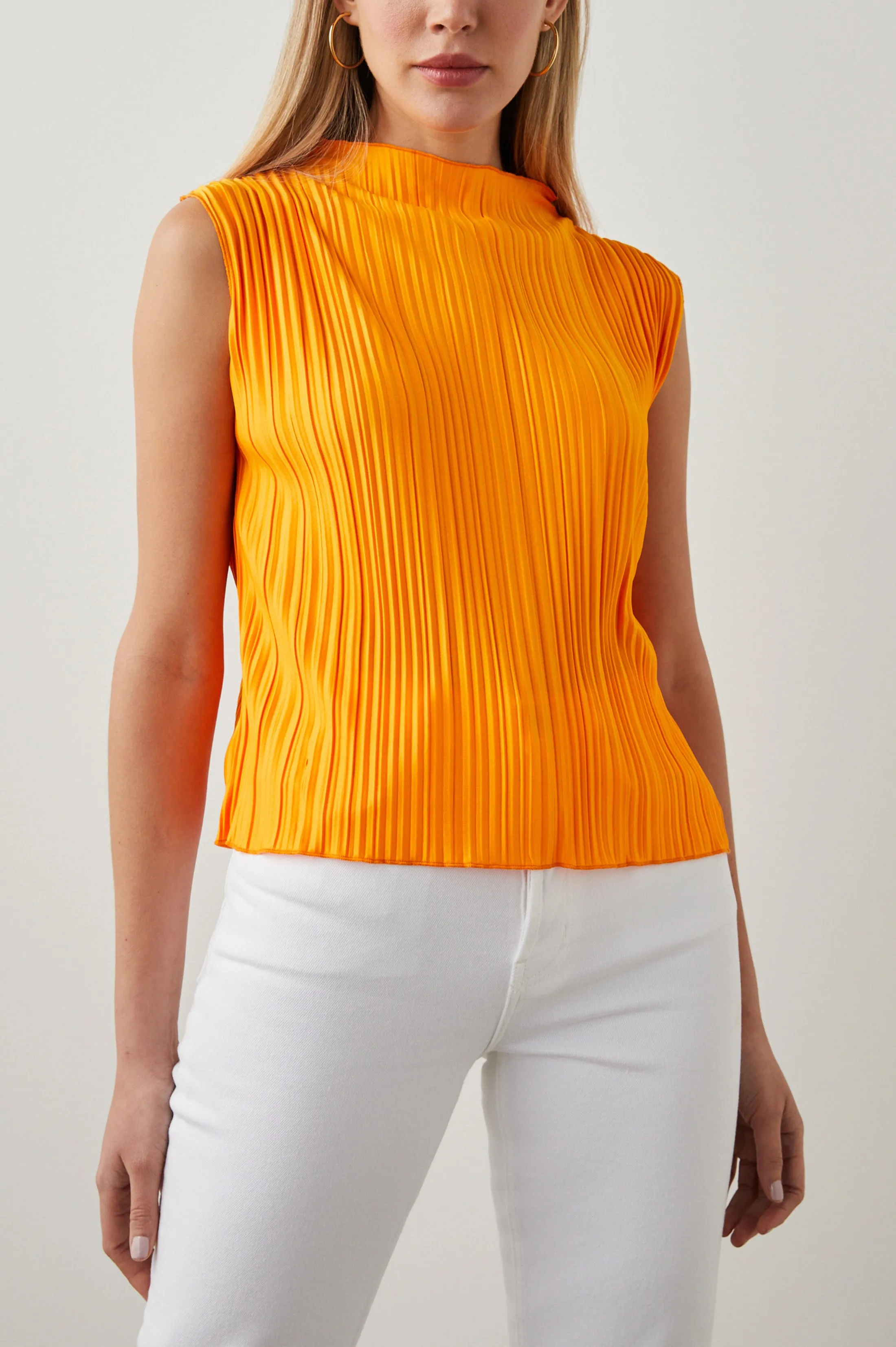 TREA TOP - MARIGOLD Rails