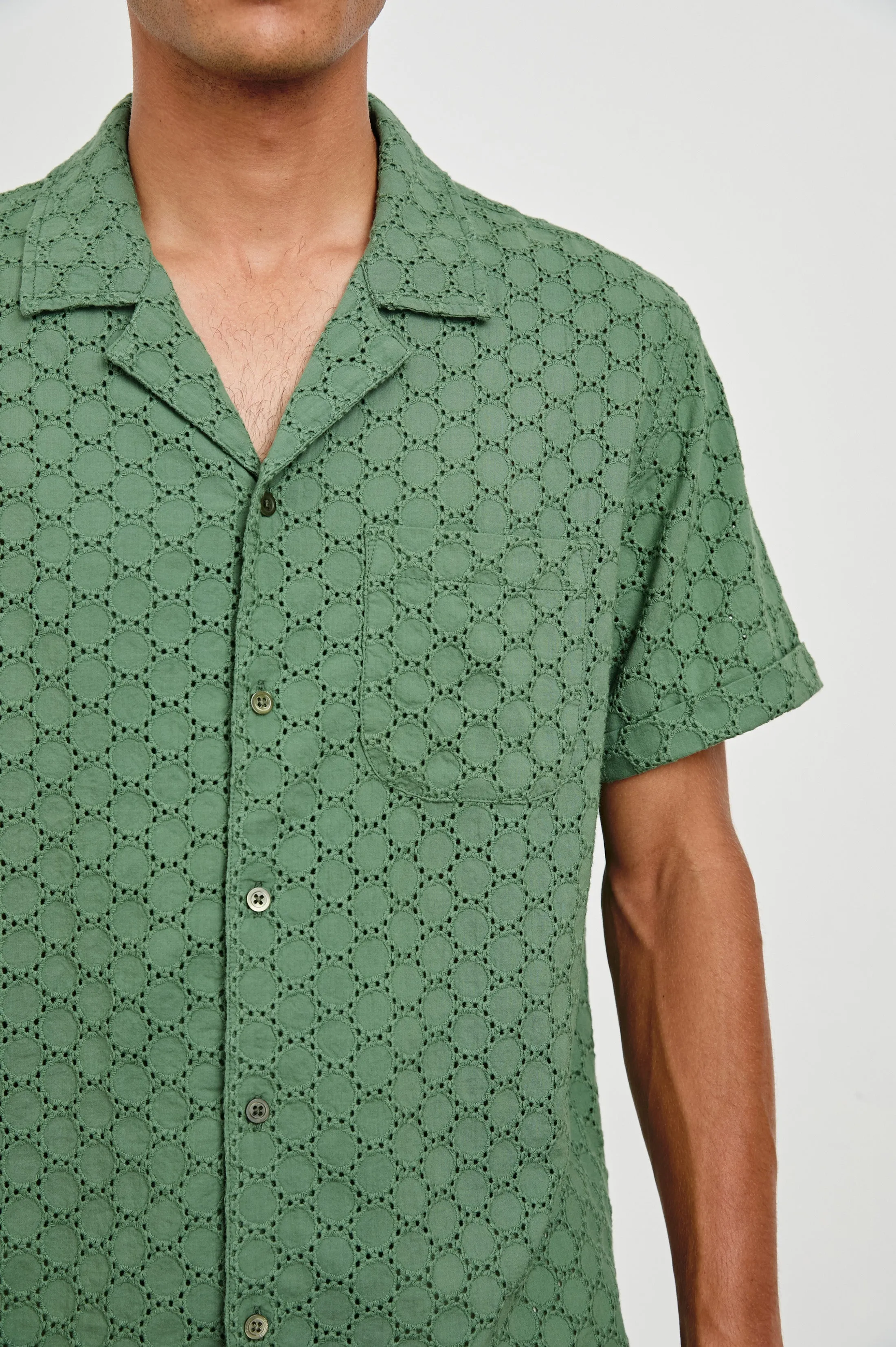 TYLER SHIRT - GREEN DOTS Rails