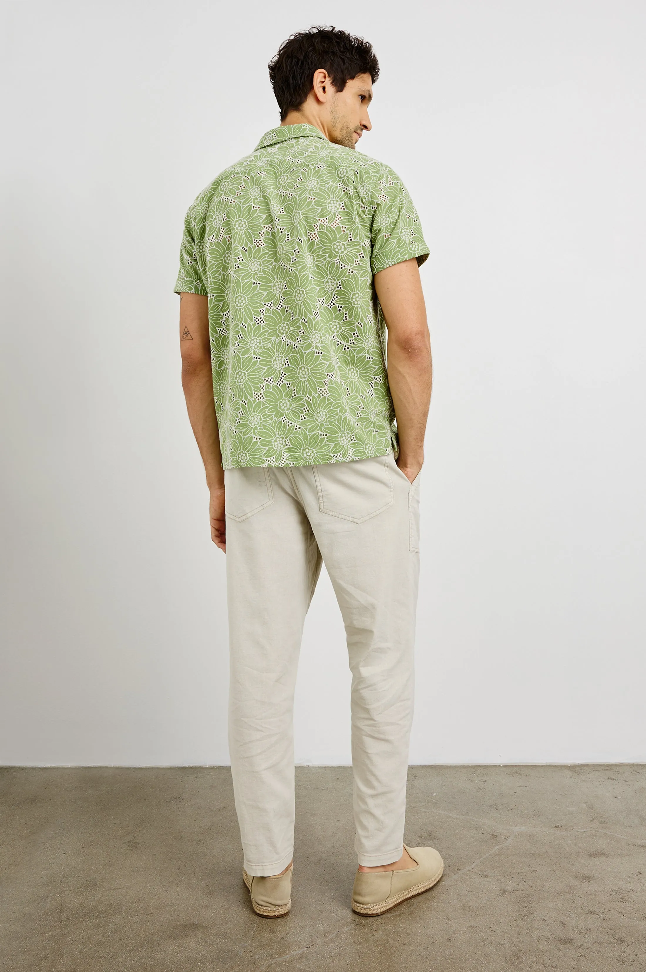 TYLER SHIRT - GREEN WHITE SUNFLOWER Rails