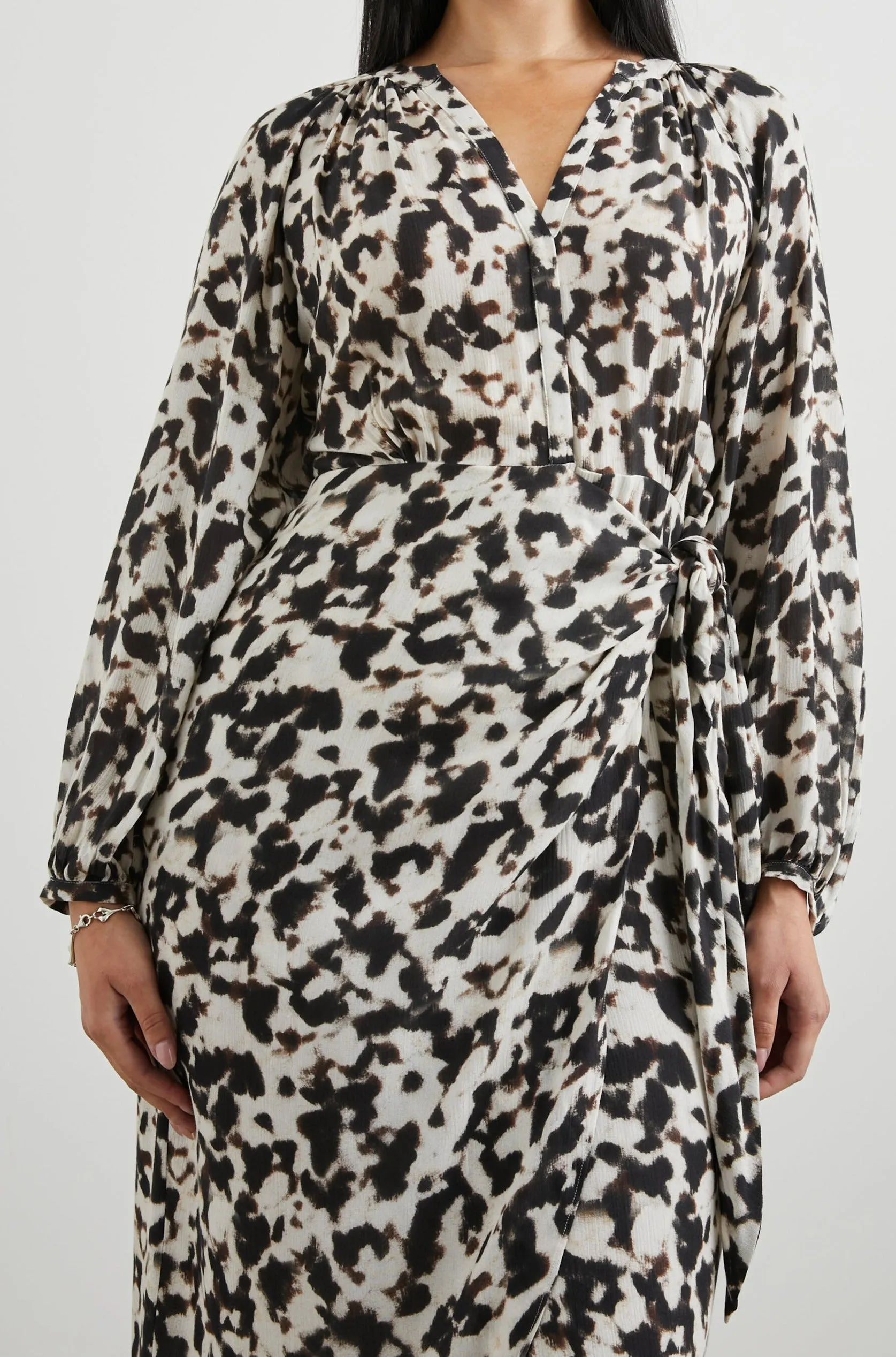TYRA DRESS - BLURRED CHEETAH Rails