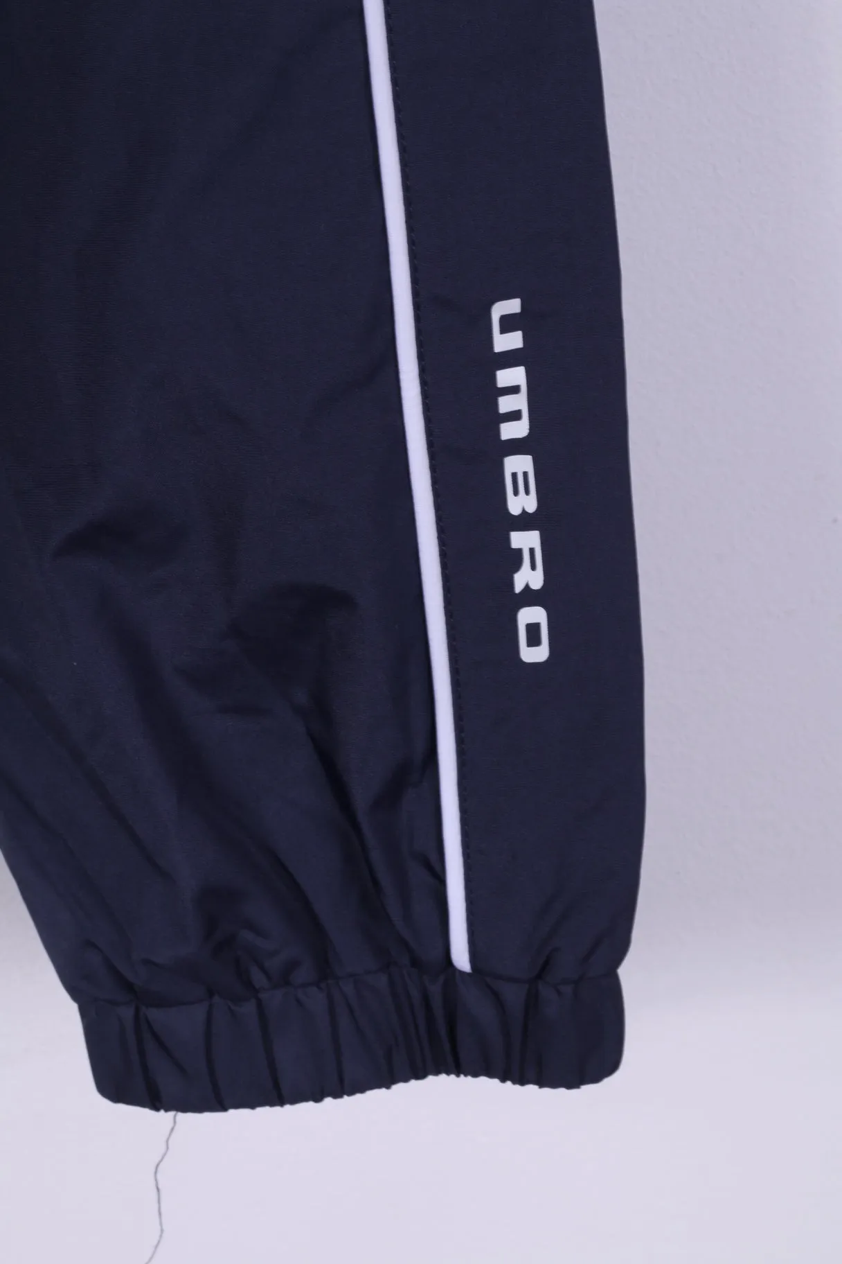 Umbro Mens L Jacket Navy Zip Up Lightweight Football Sport Top