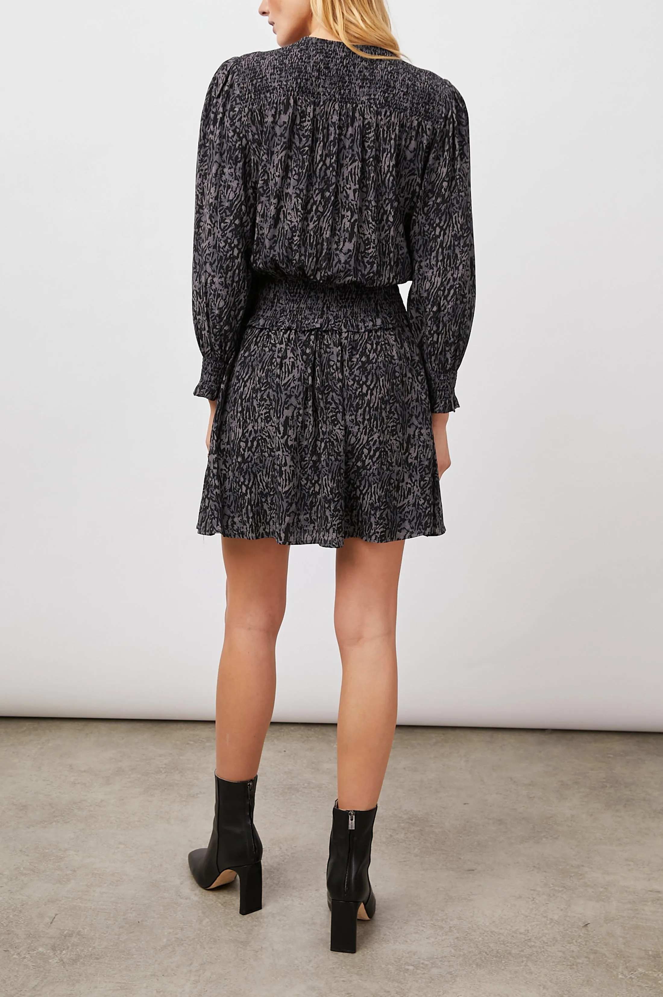 ZANA DRESS - CHARCOAL ABSTRACT ANIMAL Rails